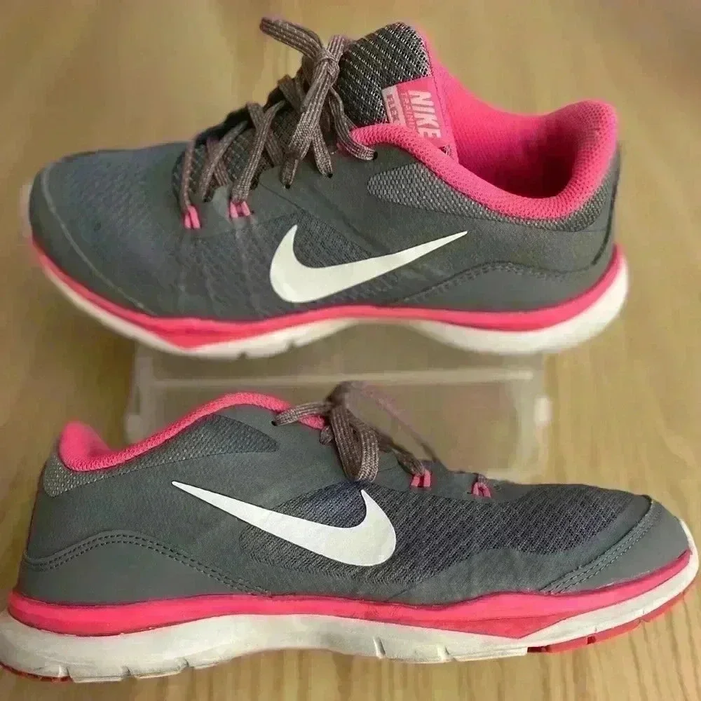 Nike Training Flex TR 5 Women's Gray/Pink 7.5 T Running Shoes